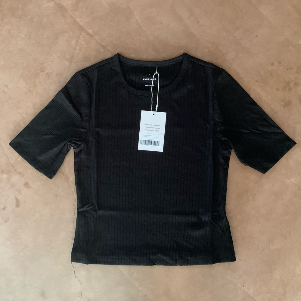cropped ribbed tee - Picture 2 of 3